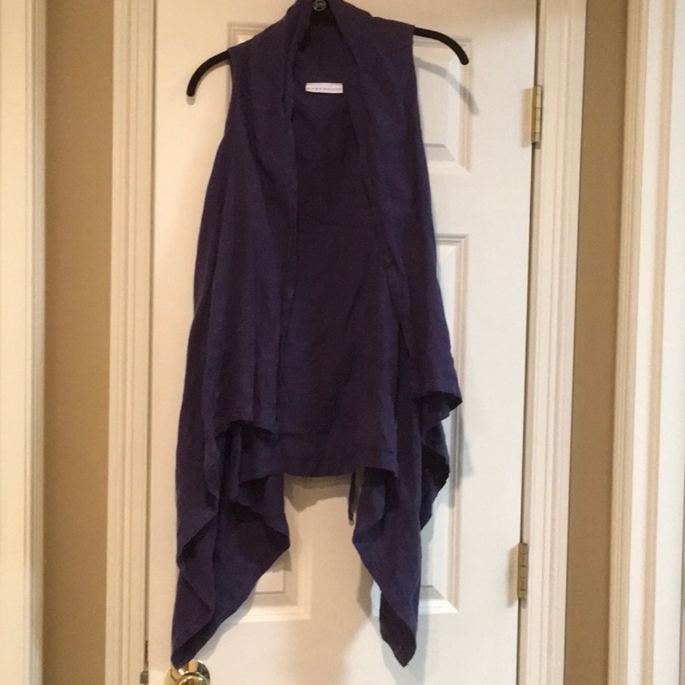 Linen vest